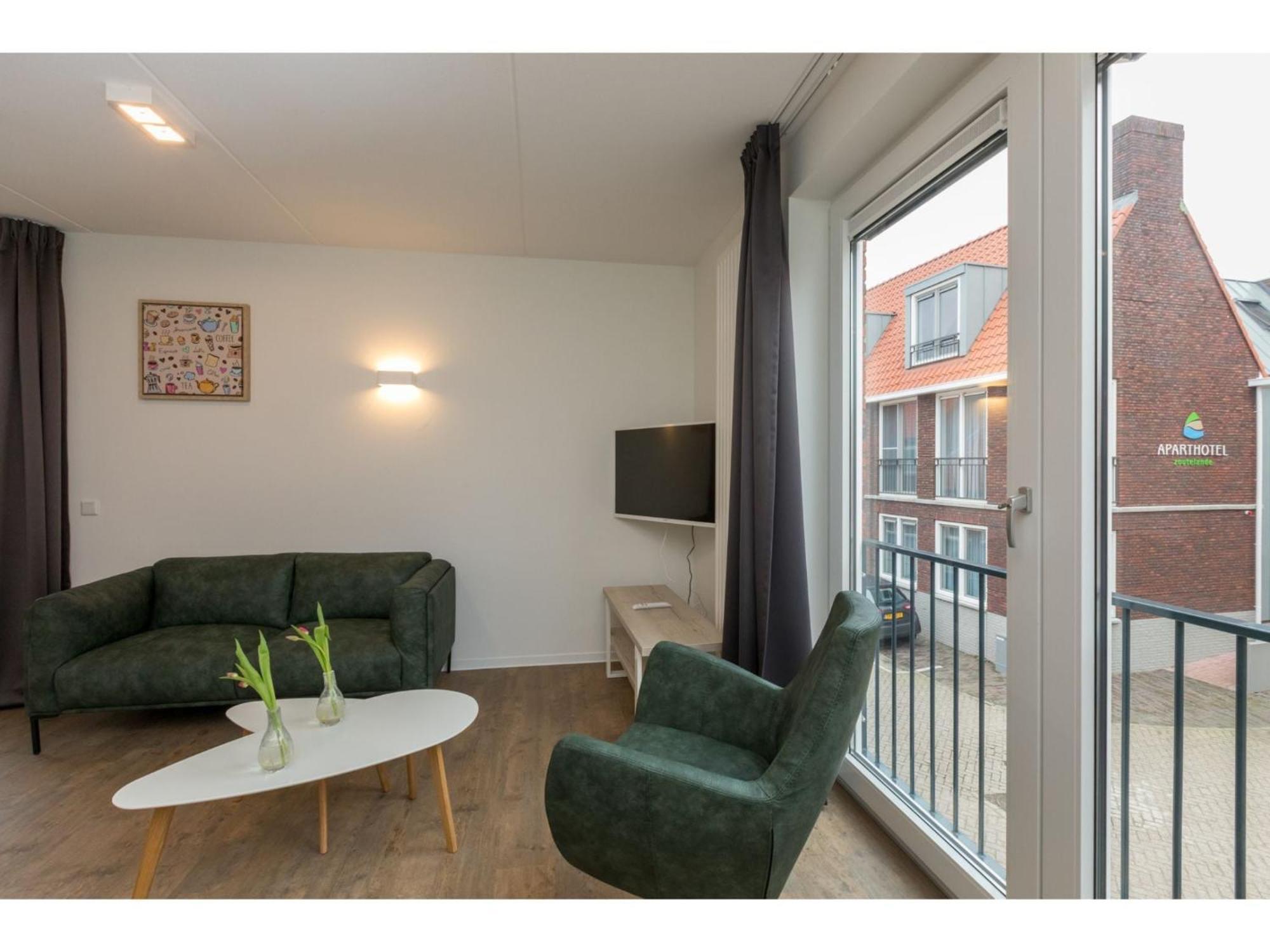 Luxurious Studio For 2 People A 1 Minute Walk From The Beach Of Zoutelande Bagian luar foto