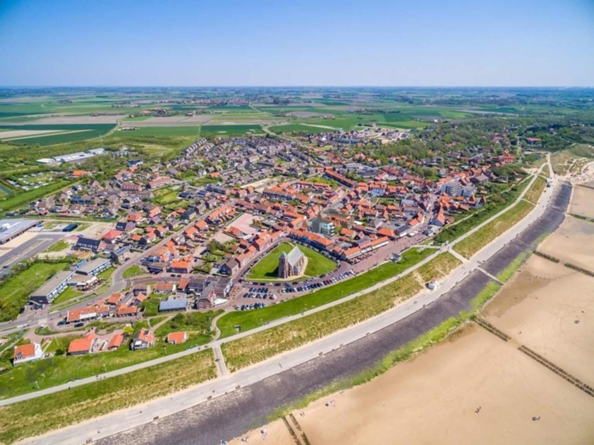 Luxurious Studio For 2 People A 1 Minute Walk From The Beach Of Zoutelande Bagian luar foto