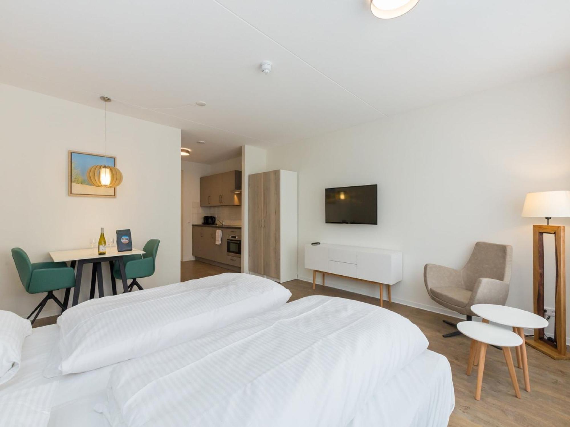 Luxurious Studio For 2 People A 1 Minute Walk From The Beach Of Zoutelande Bagian luar foto