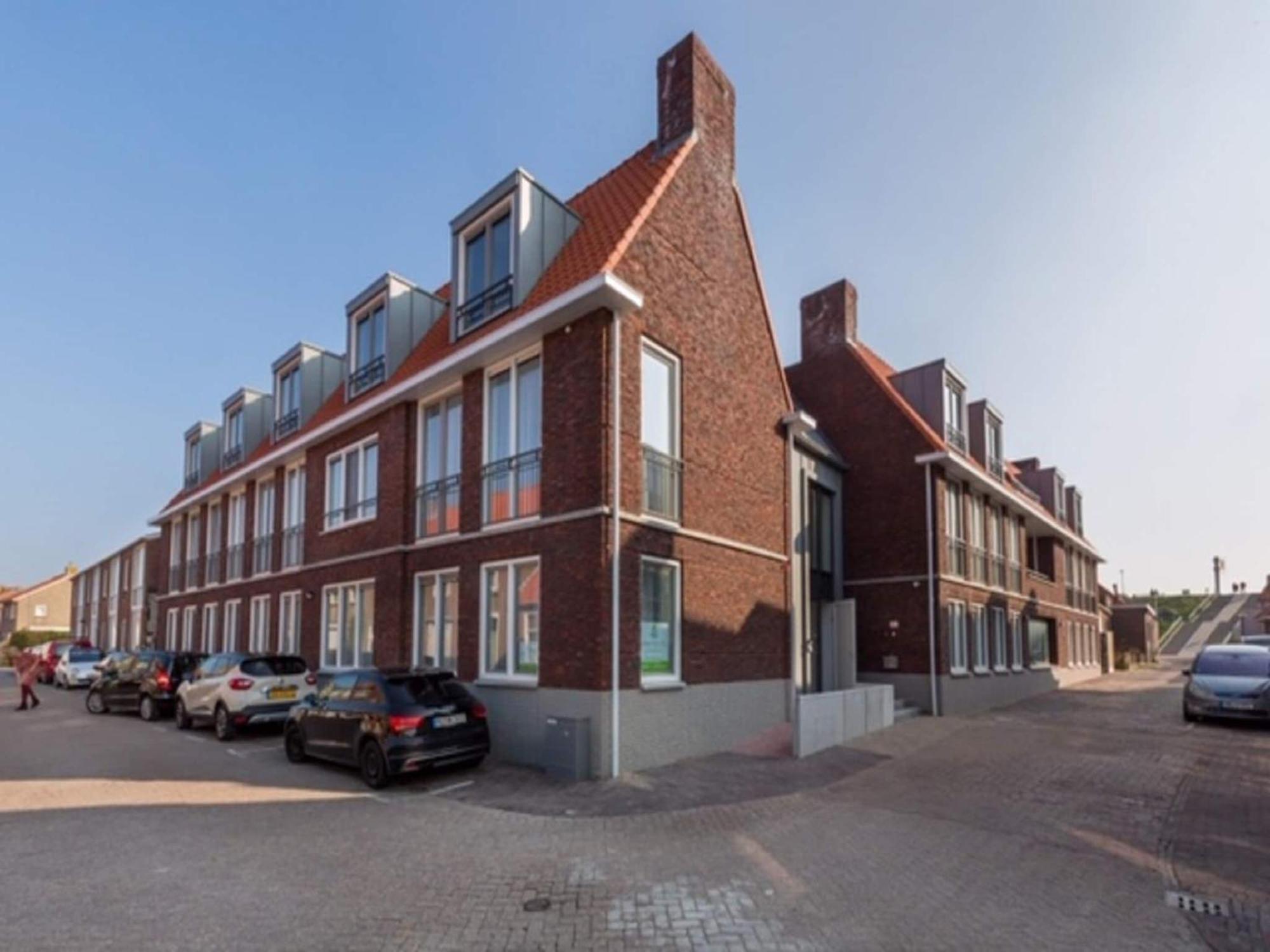 Luxurious Studio For 2 People A 1 Minute Walk From The Beach Of Zoutelande Bagian luar foto